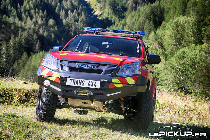 Dmax-POMPIER-LEPICKUP56.jpg