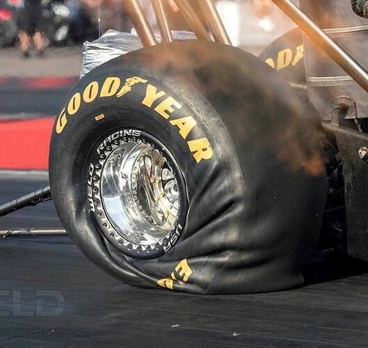 pneu dragster