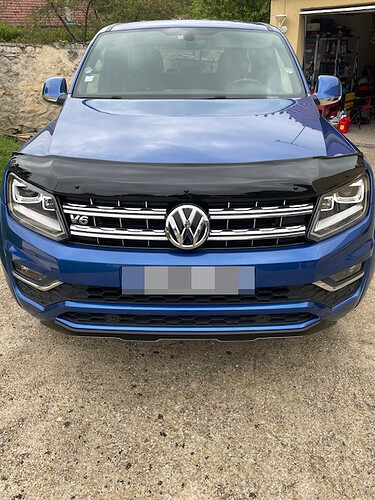 Déflecteur de capot sur mon VW AMAROK (3)
