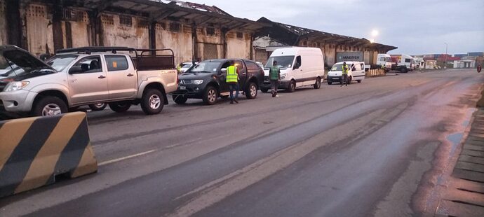 Hilux et L200 - douanes