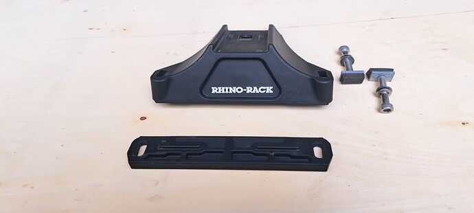 pied-Rhino_Rack