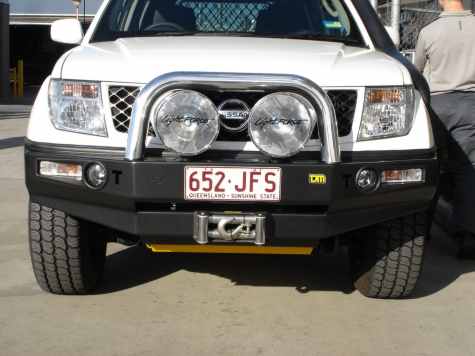 Navara_d40_ct3__fog_lights_1_475[1].jpg