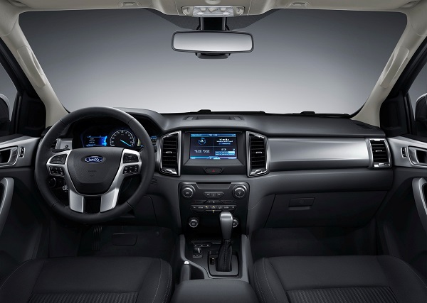 2016-Ford-Ranger-interior.jpg