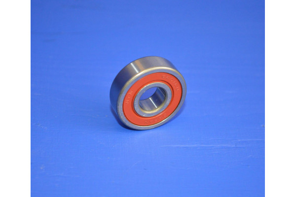 A single taper roller bearing made by NTN (JAPAN). Established in the 1960s NTN makes bearings for practically everything from aeroplanes to tractors.