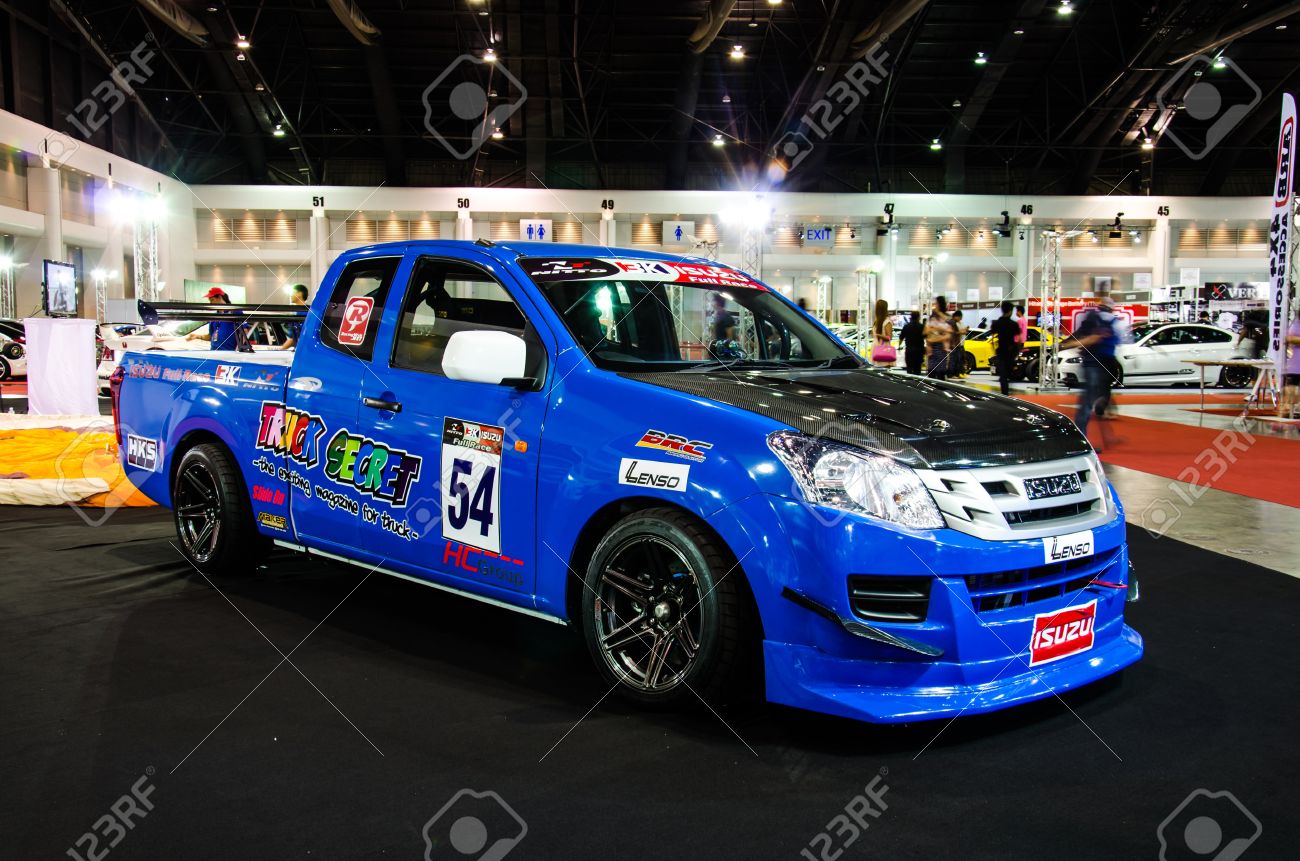 20399910-bangkok-june-20-isuzu-d-max-pickup-on-display-at-bangkok-international-auto-salon-2013-exciting-modi.jpg