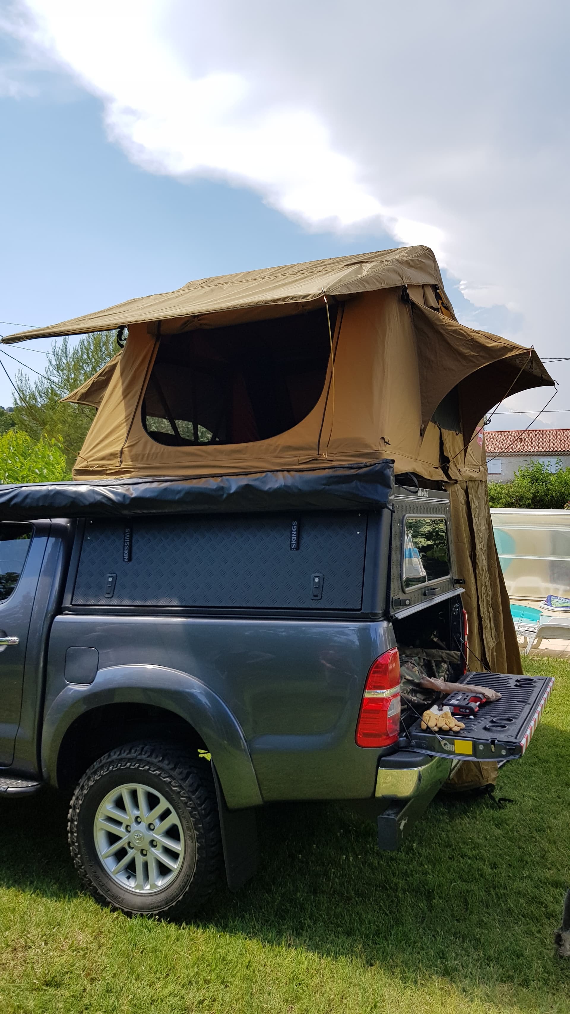 Tente de toit pour pick-up Grand Est Marne - Accessoires / Pièces autos  avec Tranzak tente de toit pas cher tente de toit pick-up suv protekcar  tente de toit 4x4 tente de