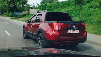 dacia duster PU.jpg