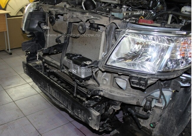 Installation Webasto Toyota Hilux2 - calandre.jpg