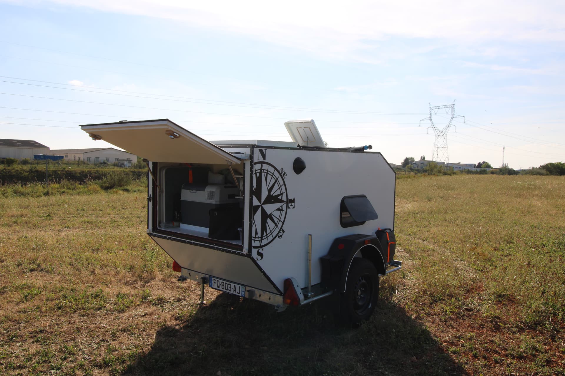 Lanterneau avec ventilateur - Trappe de toit - Caravane - Camper